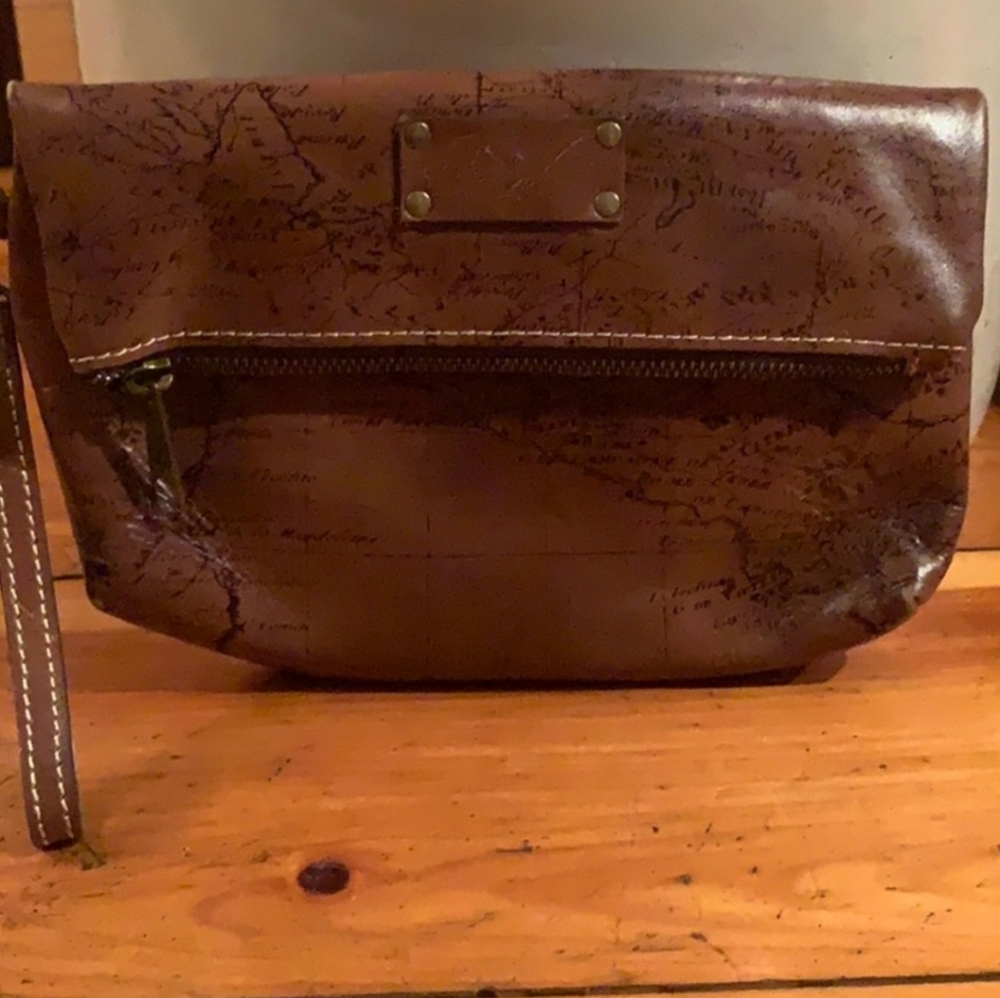 Patricia Nash clutch purse